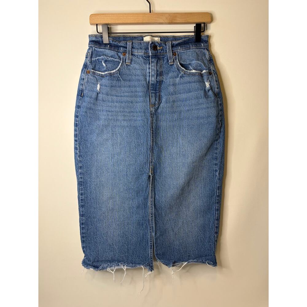 Universal Thread Womens 6 Dark Wash Denim Jean Skirt Knee Length Front Slit